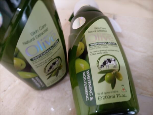 Skin Care Olive Whitening and Moisturizing Lotion 200ml - Image 6