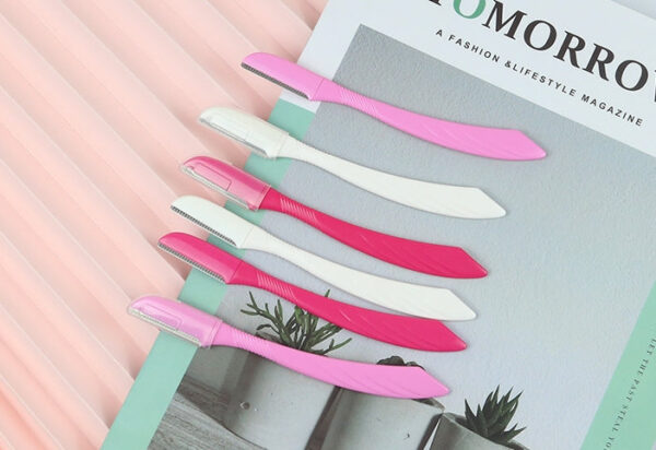 Luxury Eyebrow Razor. - Image 6