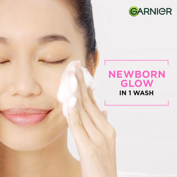 Garnier Sakura Glow Hyaluron Super Whip Foam 100 ml. - Image 2