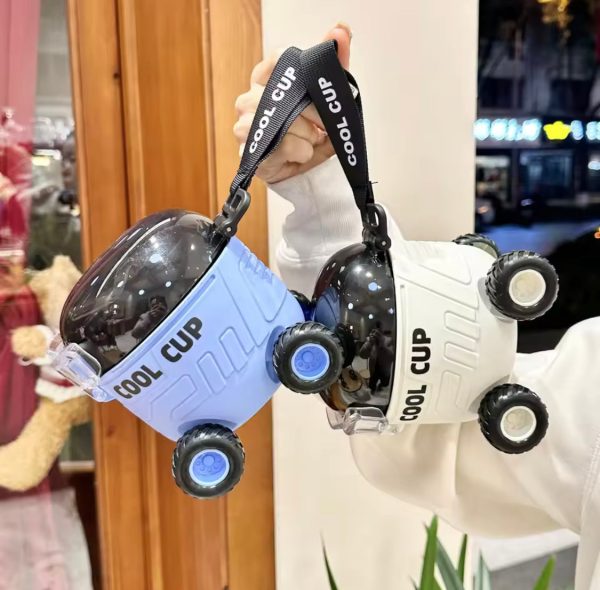 Mars Shaped Cool Car Straw Water Bottle For Children. - Image 2