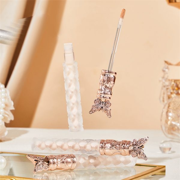 Butterfly Concealer Covers acne marks, Dark Spots And Pores. - Image 3