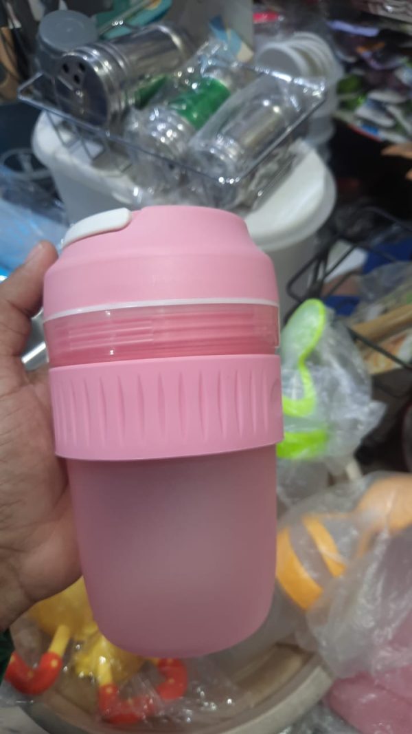 Rechargeable Club Shaker Mini Juicer Cup - Image 3