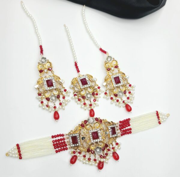 Casting Made Choker Set With Tikka Awesome Quality White and colored beads