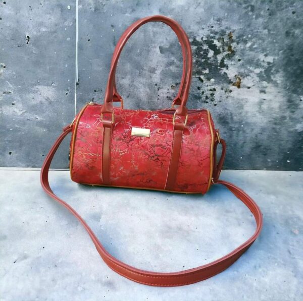 Ladies Leather Duffle Shoulder Bag With Fine Quality in Awesome Colors - Image 5