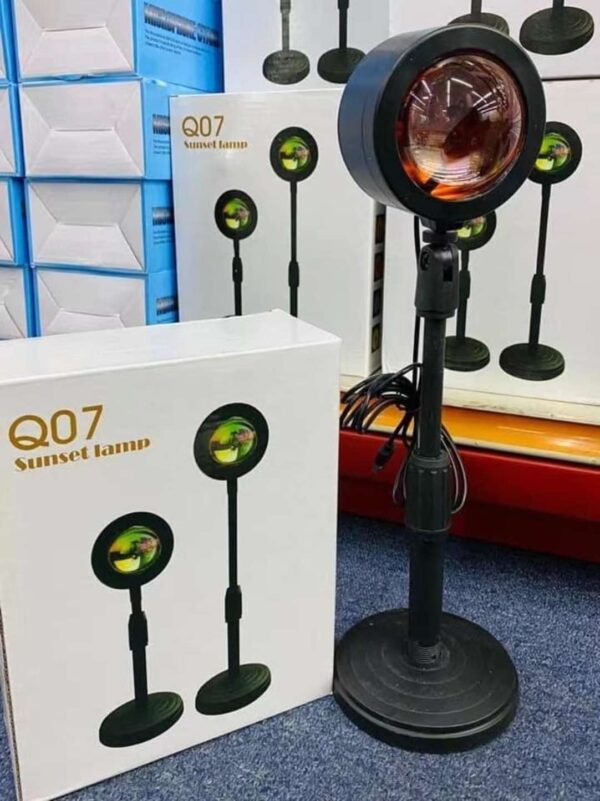 Q07 EXPRESS Sunset Lamp Led Projector,16 Colors Atmosphere Lamp,360 Degree Rotating Rainbow Projection Light Suitable for All Kinds of Visual Space Lighting