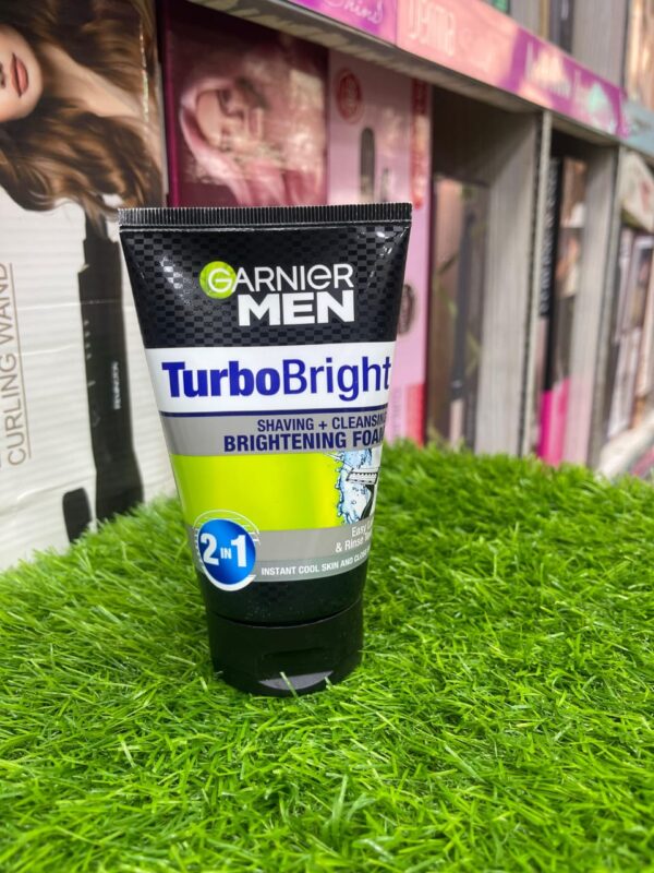 GARNIER MEN Turbo Bright Shaving Plus Cleansing Brightening Foam 2 in 1 (100ML)
