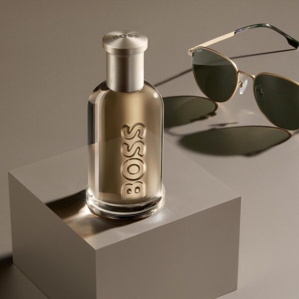 Hugo Boss Boss Bottled Eau de Parfum – Woody Men's Cologne 100ML– With Notes of Apple, Cardamom & Vetiver – Luxury Perfumes for Men – Long Lasting Fragrance - Image 3