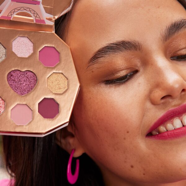 Essence - Emily In Paris Eyes. Palette. 01 - Image 4
