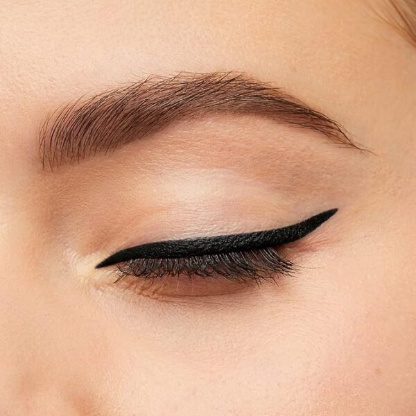 Bourjois Contour Clubbing Waterproof Pencil & Liner 54 Ultra Black, 1.2 grams - Image 2
