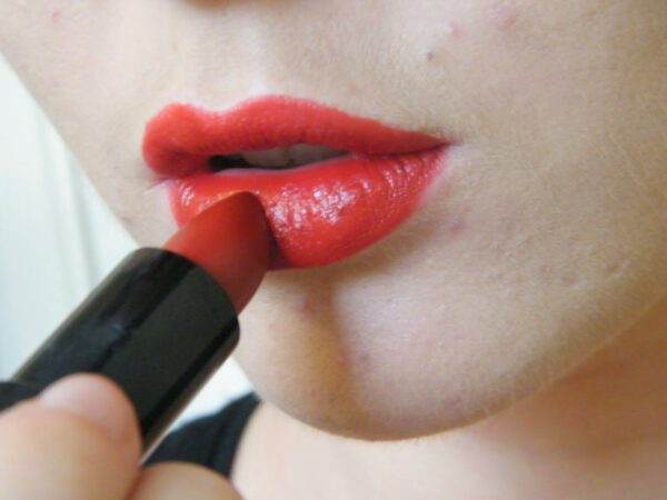 Rimmel London - Lasting Finish Lipstick - 01 - Image 4