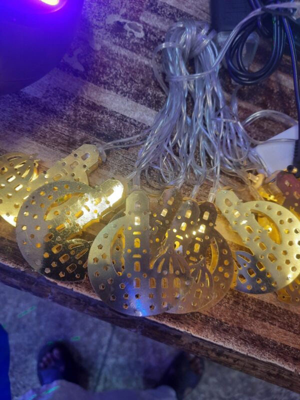 Unique LED Globe String Lights, Moroccan Ball String Lights, 20 Golden Metal Balls, Battery Operated, Decor for Home, Bedroom, Party, Wedding, Christmas Tree (Warm White) - Image 2