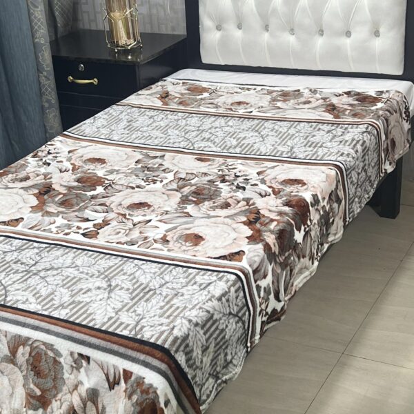 Lightweight AC Summer Blanket(Single bed size) - Image 2