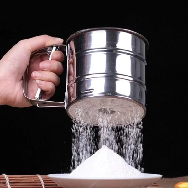 Flour Strainer-Stainless Steel Hand Held Flour Sifter, Flour Shaker Cup for Home Kitchen with Hand Press, Large Capacity Baking Sieve Cup for Icing Sugar Cake Flour (Silver) - Image 3
