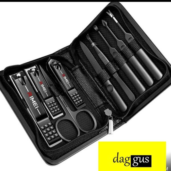 Nine Piece Nail Clipper Set - Image 4