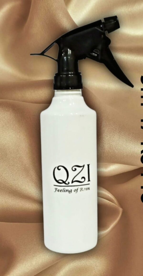 High Quality QZI Imported Plastic water spray bottle shower bottle/ Barber Hair Tool Haircut Mist Sprayer Salon Bottle Plastic Hairdressing Watering Can