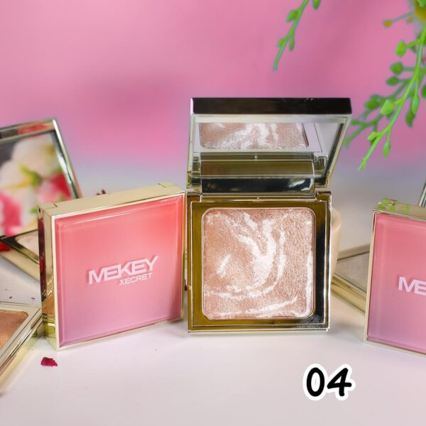 𝐌𝐞𝐤𝐞𝐲 𝐱𝐞𝐜𝐫𝐞𝐭 𝐋𝐮𝐦𝐢𝐧𝐨𝐮𝐬 𝐆𝐥𝐨𝐰 𝐇𝐢𝐠𝐡𝐥𝐢𝐠𝐡𝐭𝐞𝐫: Shine Bright with All-Day Radiance - Illuminating Makeup Must-Have!:Available in 6 Shiny Shades: - Image 6