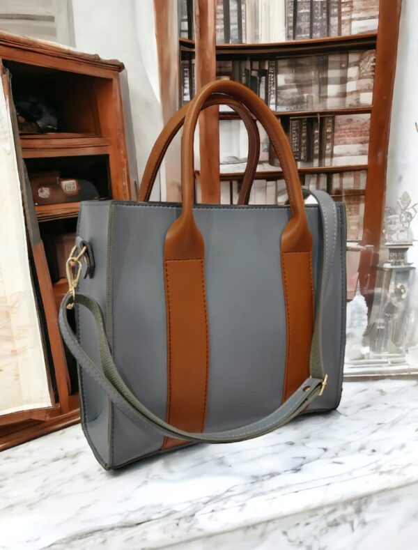 Elegant Italian Tote For ladies- Premium Quality Leather. Double Colored, Available in 6 Colors. - Image 4