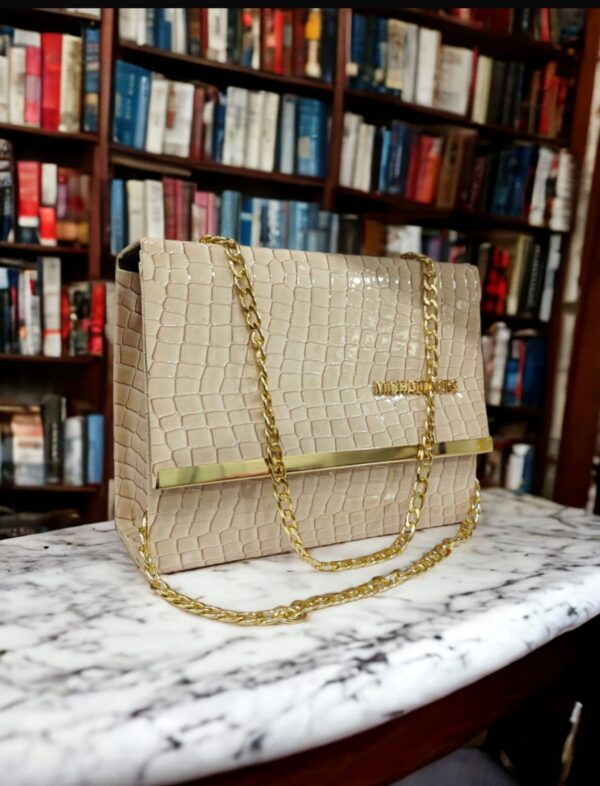 Patent box Fargo Leather Ladies Bag. Available in 5 Colors. - Image 2