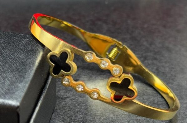 Stainless Steel gold star Handcuff for Women