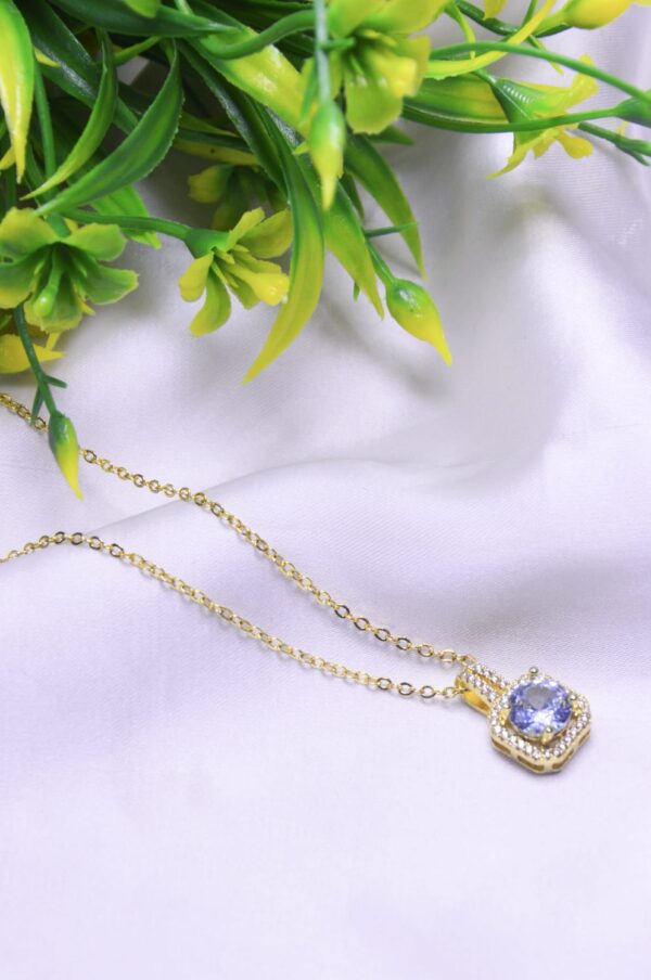Stainless Steel perfect Gold style Pendant with chain
