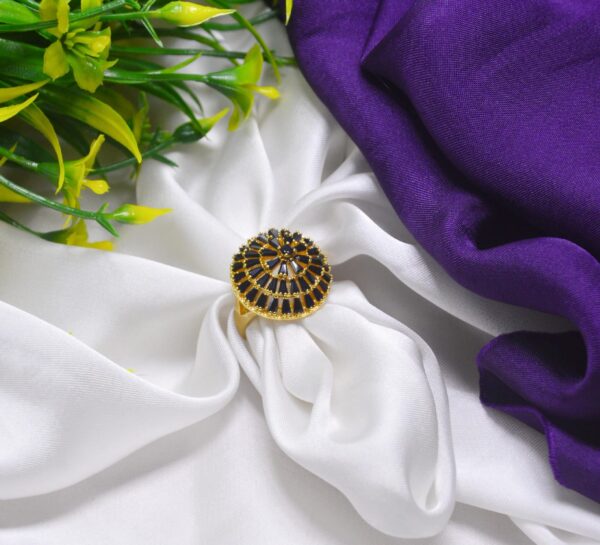 China Gold American Diamond Stones Flower Ring, Gold Plated Jewelry for Women and Girls.  - Image 2