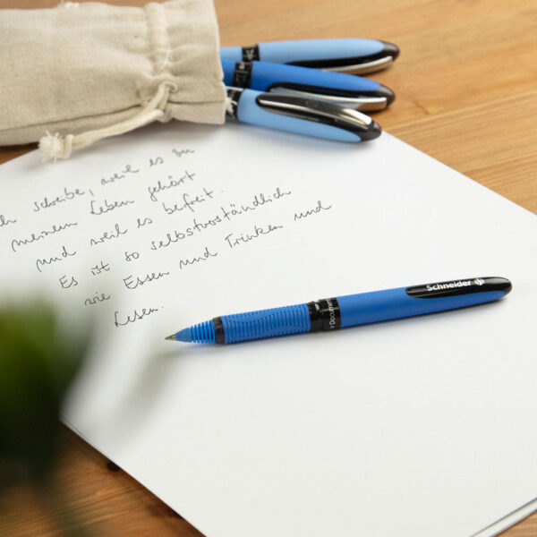 Schneider One Hybrid C 0.5 Roller Ball Pen Single Piece. - Image 2
