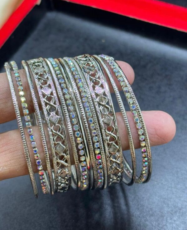 Silver Metal Bangle set, Bangles/Churhi set With 2 Karhay For Girls & Women, All sizes Available.