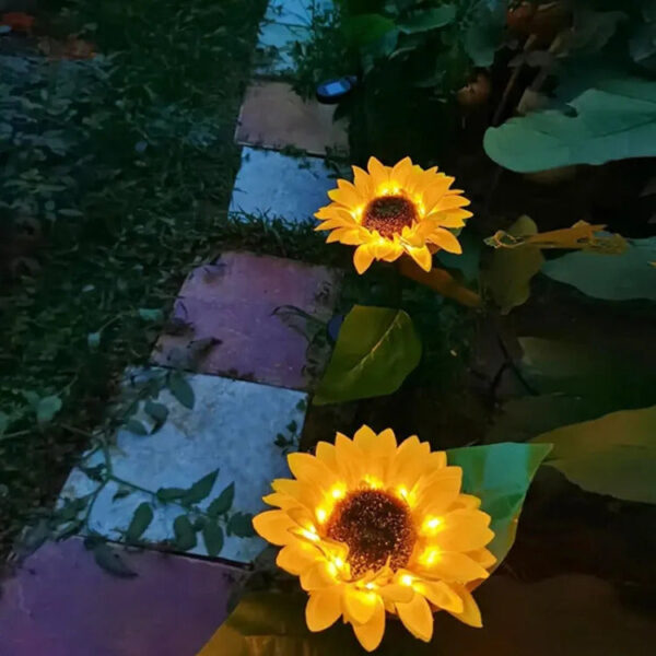 Pack of 2 | Solar Sunflower Lamp (Random Colors). - Image 3