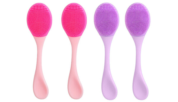 PINK ME! Series Dual-Use Facial Cleaning Brush Set.