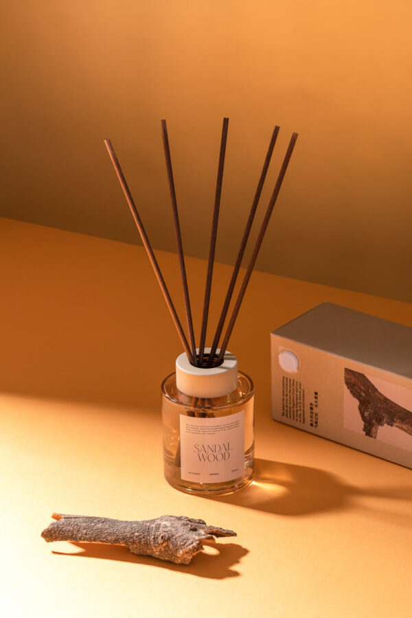 The Language of Flowers Series Reed Diffuser (Australian Sandalwood, 100ml). - Image 3