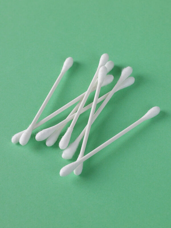 Miniso Plastic Stick Cotton Swabs. - Image 2