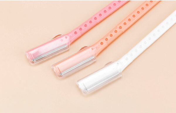 Feminine Eyebrow Razor. - Image 2