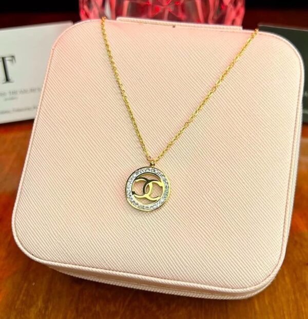 Stainless steel pendant different and stylish patterns for women\ girls - Image 3