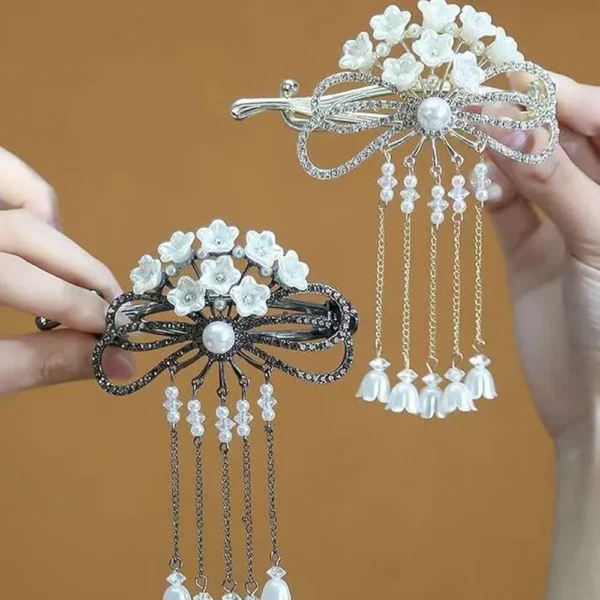 Hair Clips,Flower Hair Clips,French Tassel Hair Clips,Hair Claws Hair Accessories for Girls and Women Available In Golden And Silver Colors. - Image 5