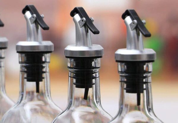 Oil Bottle Stopper Seasoning Bottle Nozzle Sealed Leak-proof