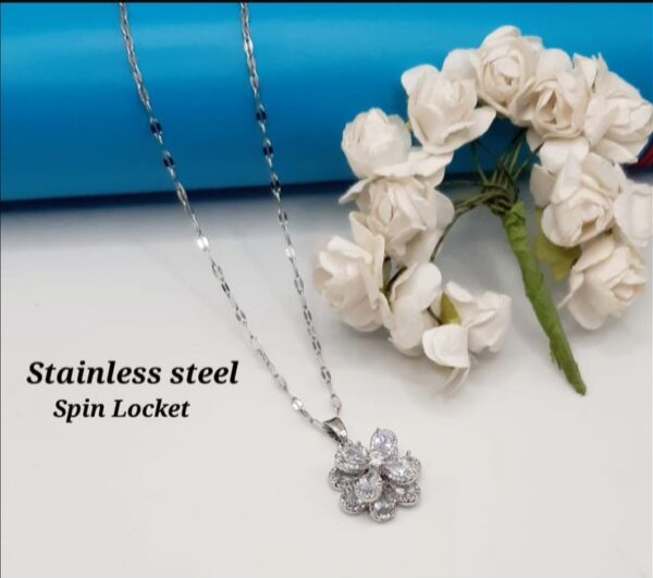 Stainless steel Spin Locket With Chain - Image 3