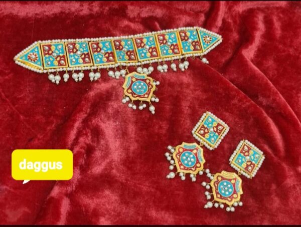 Meenakari multi shades choker with Bindiya - Image 7