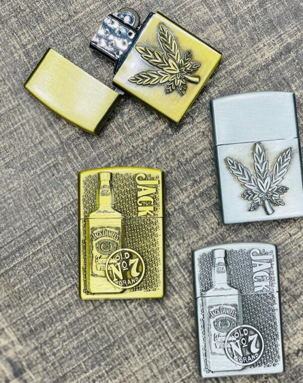 Creative butane inflatable windproof lighter straight to flame creative metal zinc alloy embossed turbine cigarette lighter