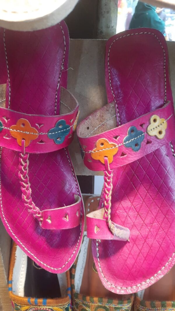 Kolapuri chappal for women And Girls. - Image 2