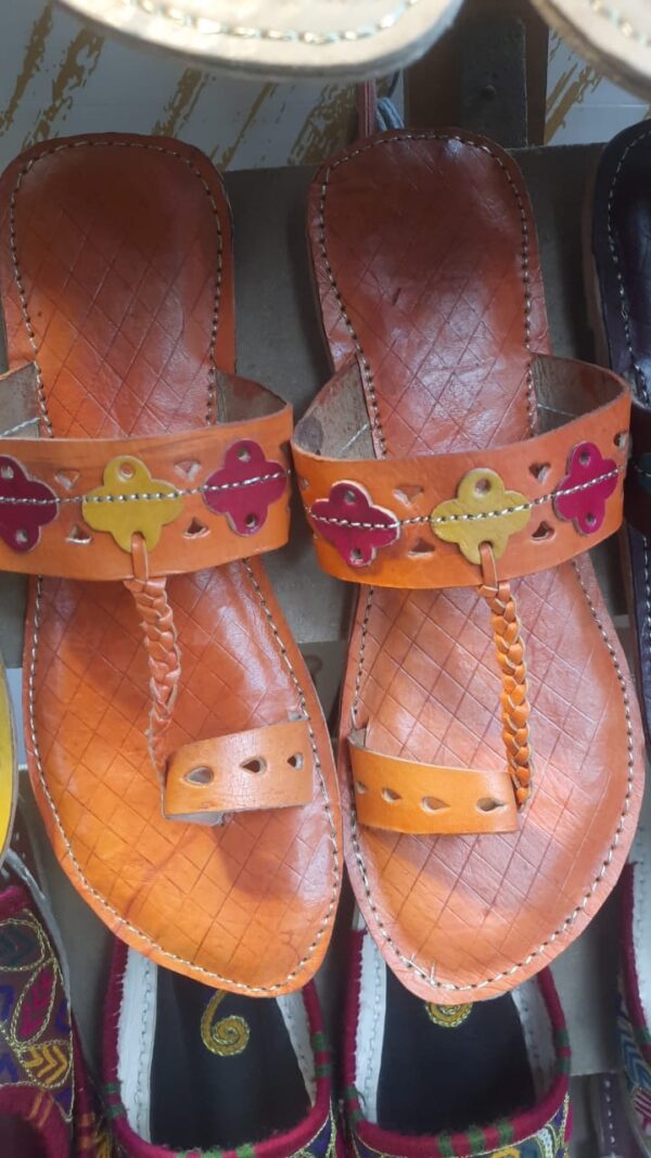 Kolapuri chappal for women And Girls.