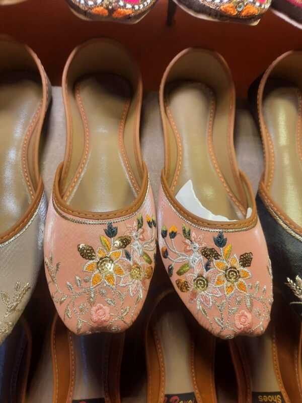 Stylish Elegant Traditional Handcrafted Khussa for Women Available in Different Colors. - Image 3