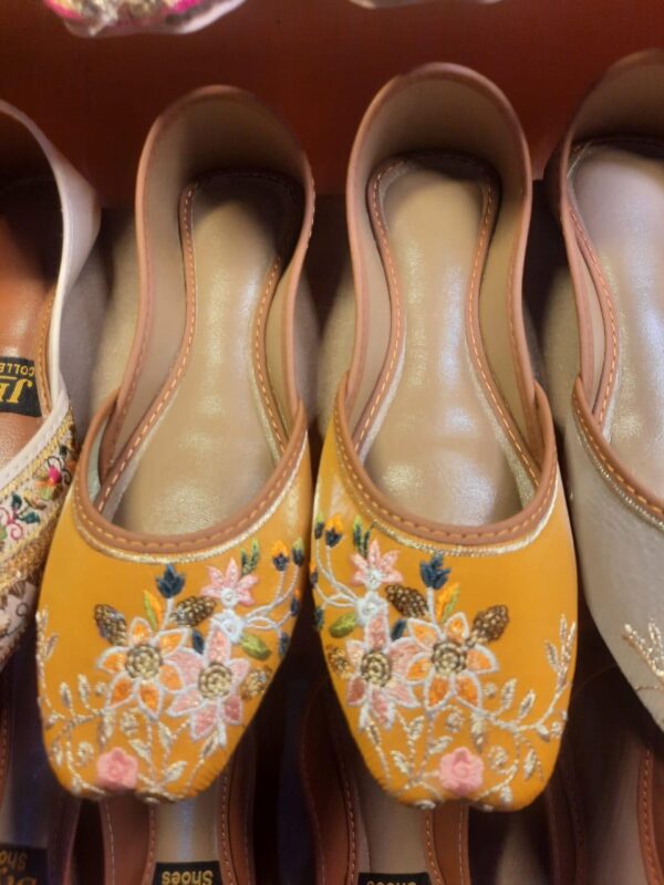 Stylish Elegant Traditional Handcrafted Khussa for Women Available in Different Colors.