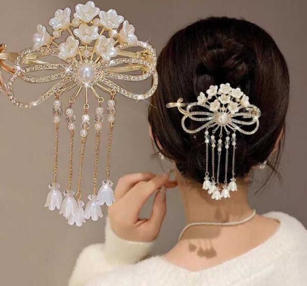 Hair Clips,Flower Hair Clips,French Tassel Hair Clips,Hair Claws Hair Accessories for Girls and Women Available In Golden And Silver Colors. - Image 3