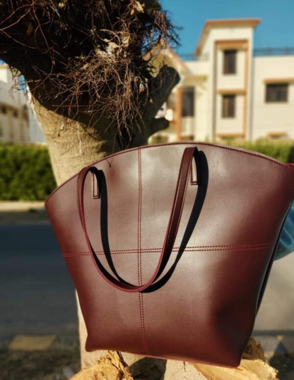 Women Large Capacity Bag, Stylish hand bag For Girls Available in 6 Colors. - Image 7