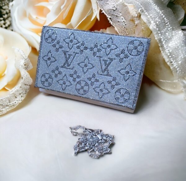 LV Clutch hand bag for girls high quality clutches. - Image 7
