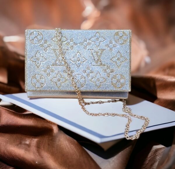 LV Clutch hand bag for girls high quality clutches. - Image 3