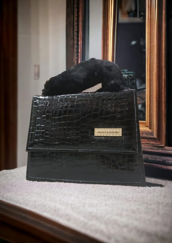 Crocodile Artificial Leather Women Crossbody Bag Plush Handle Solid Shoulder Handbag Available in 7 Colors.