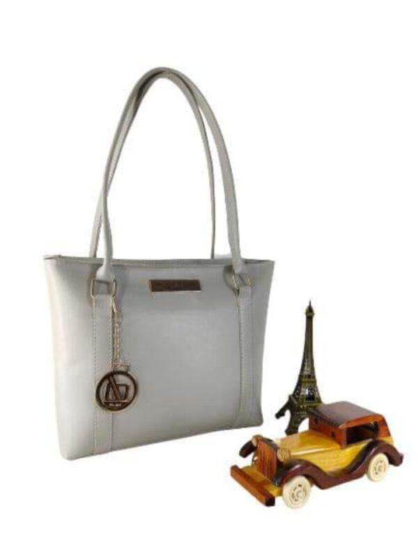 Best quality Bags for Girls and Women, shoulder bags for girl, women travel bags, crossbody fashion bags. - Image 6