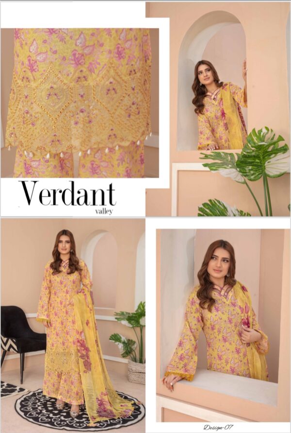 MOMENT BY ZARA MEER VOL 209 UNSTITICHED LAWN 3PC SUIT NEW COLLECTION 2025 - Image 4