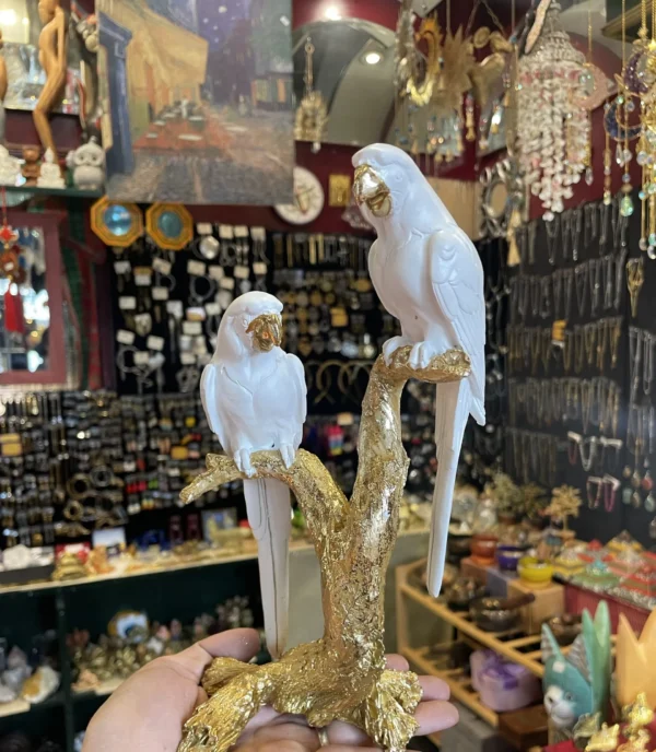 Figure of a pair of parrots - Image 3